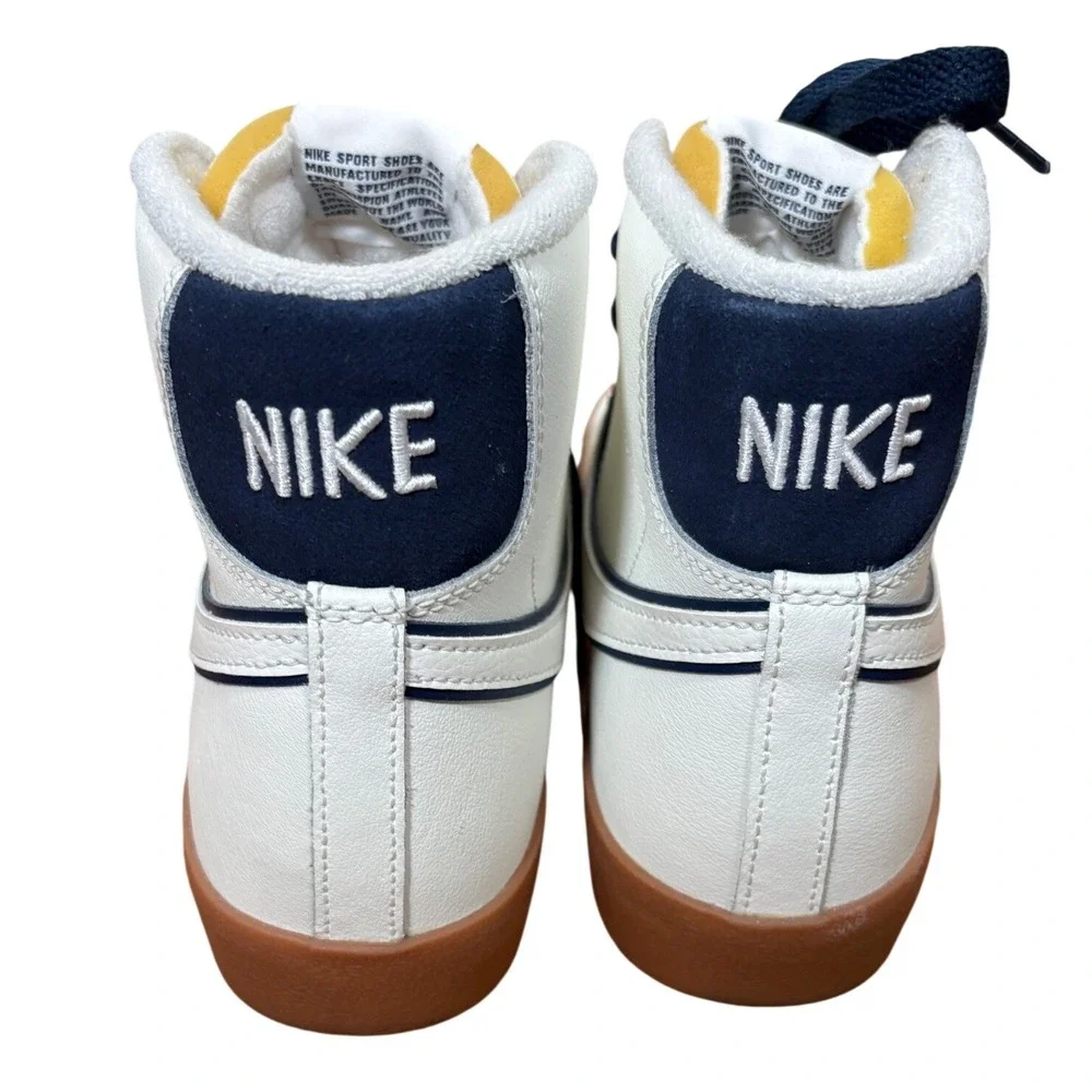 Nike Blazer Mid 77‎ Sneakers Sail Navy Gum Sole Mens 7.5 Women's 9 DQ7672-100